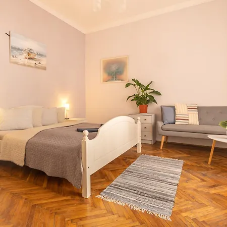 Gellerico At Horanszky Street Gasthof Budapest