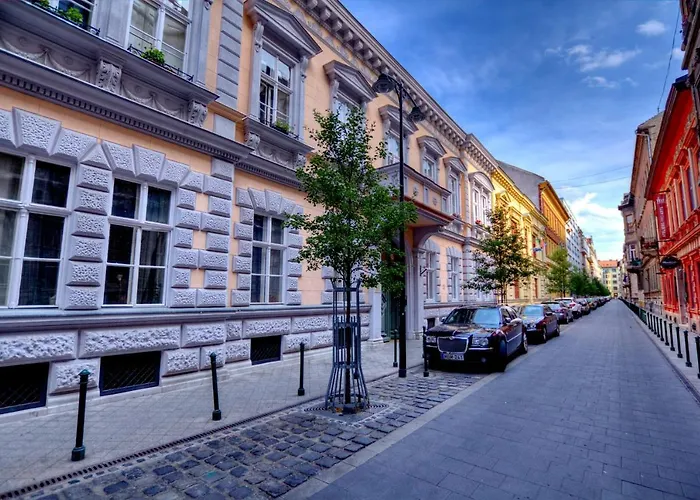 Gellerico At Horanszky Street *
